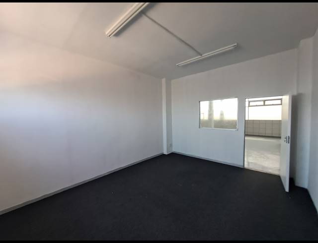 215M² OFFICE TO LET IN GLENHAZEL